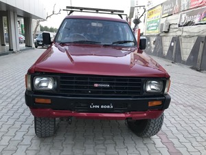Toyota Hilux 4x4 Double Cab Standard 1987 for Sale