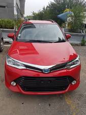 Toyota Corolla Fielder Hybrid G 2015 for Sale