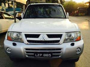 Mitsubishi Pajero GLS 2.8D 2005 for Sale